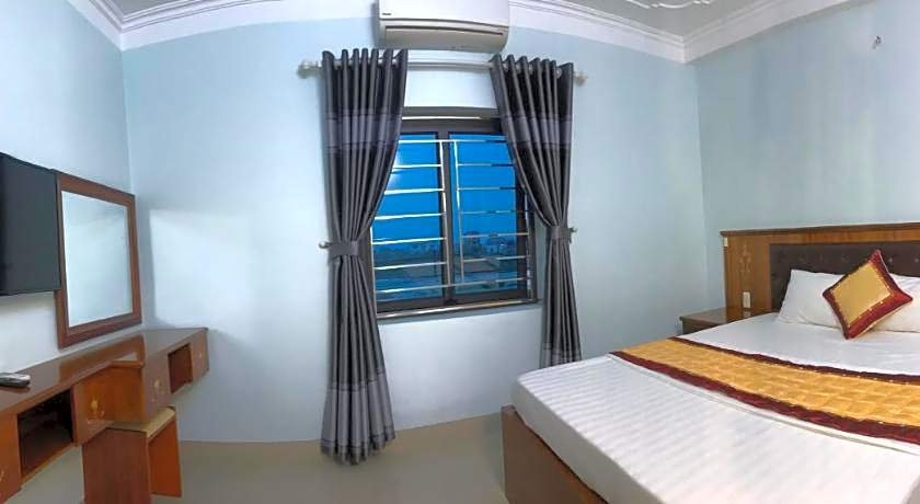 Binh Minh Riverside Hotel