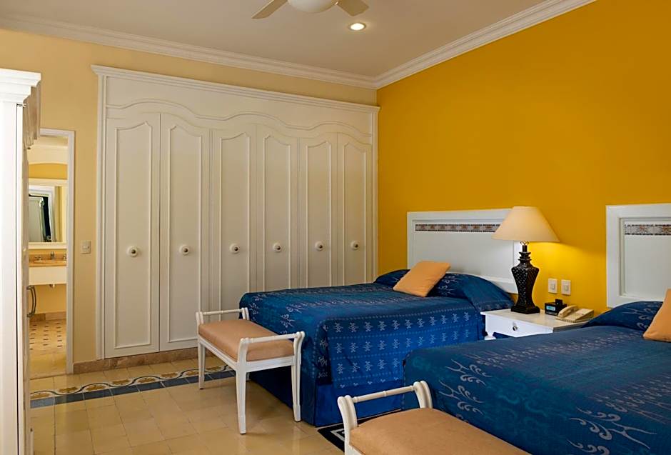 Pueblo Bonito Emerald Luxury Villas & Spa All Inclusive