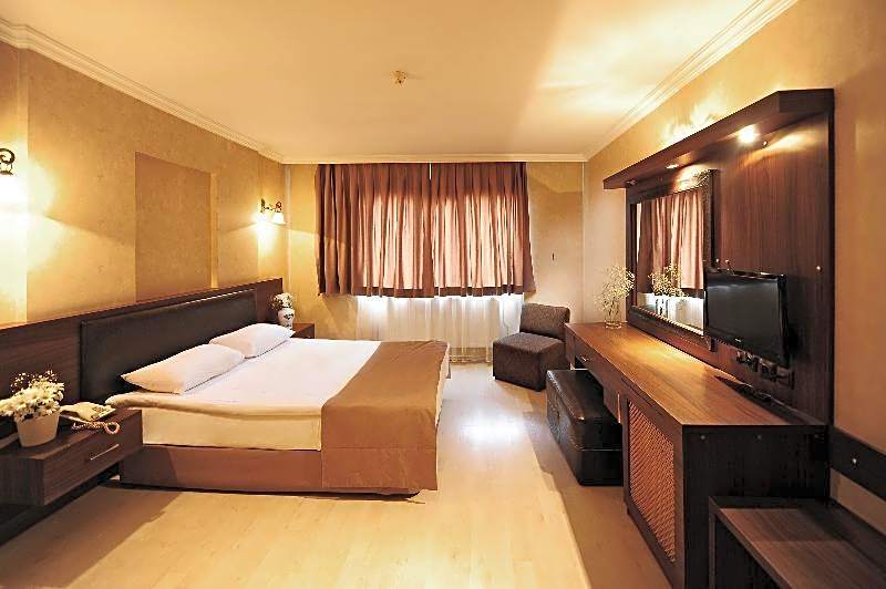 Ustun Hotel Alsancak