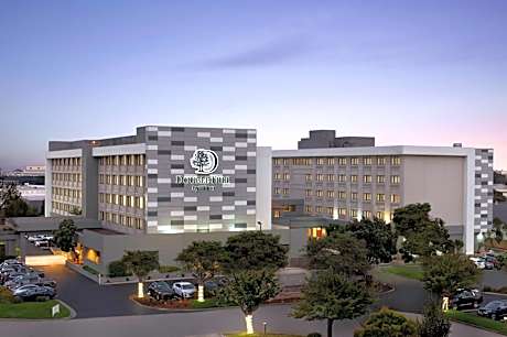 DoubleTree by Hilton San Francisco Airport South Blvd  