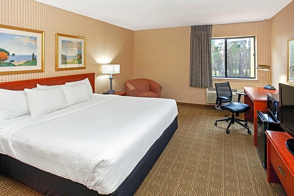 La Quinta by Wyndham Stevens Point