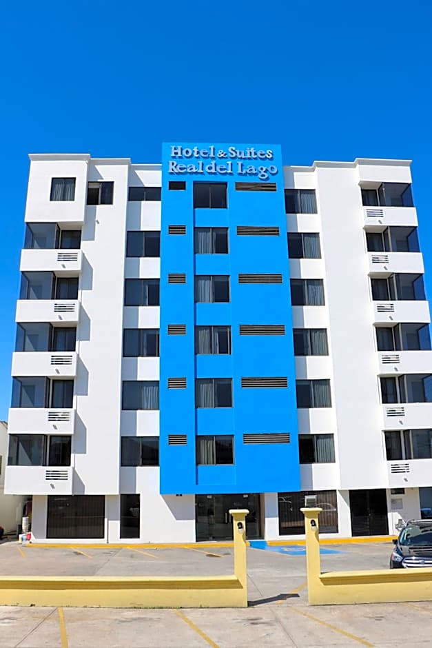 Hotel & Suites Real del Lago