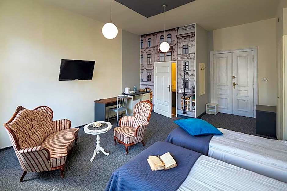 Good Time Residence