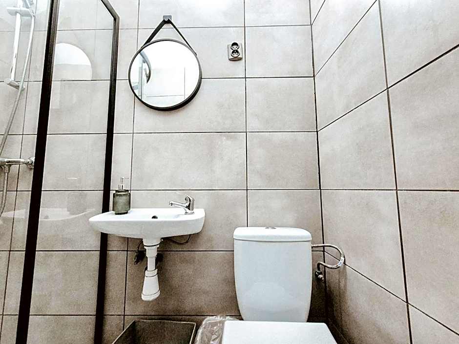 PINI HOSTEL - Przytulne pokoje w centrum Krakowa