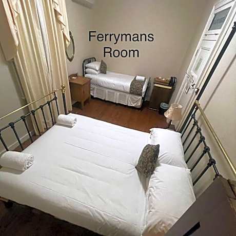 Twin Room with Shared Bathroom