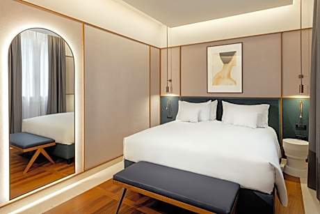 Deluxe Junior Suite