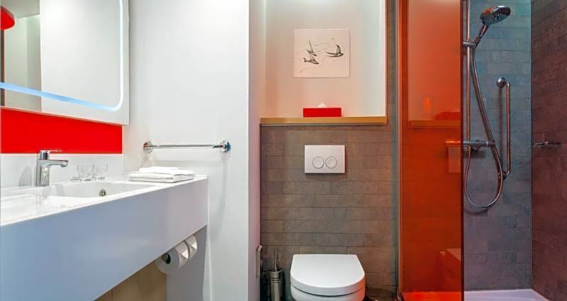 Park Inn by Radisson Kyiv Troyitska