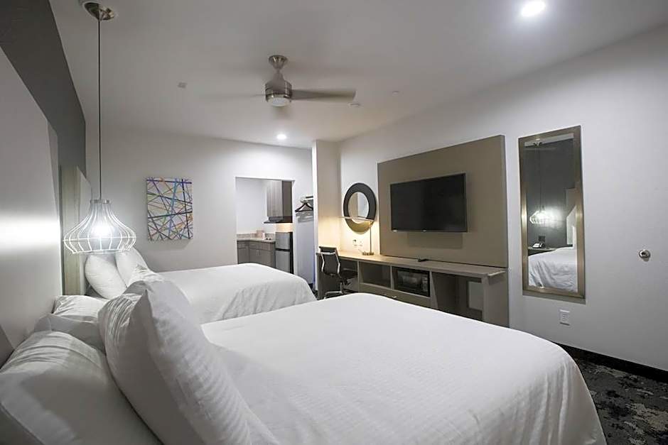 House Hotel