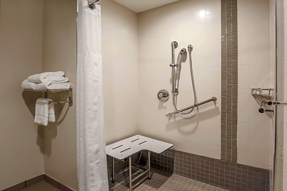 Hyatt Place Waco - South