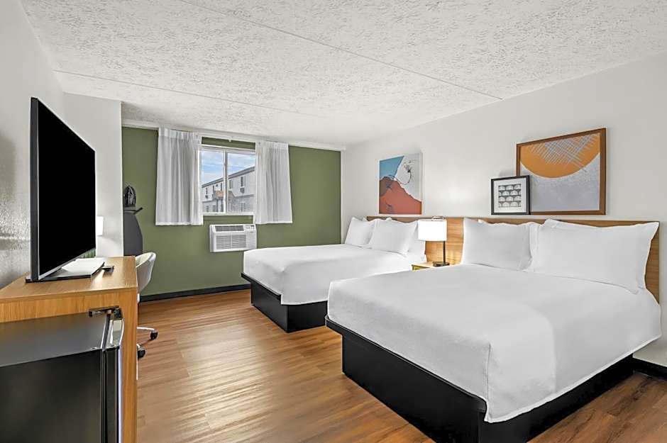 Spark by Hilton Portland Airport Maine Mall