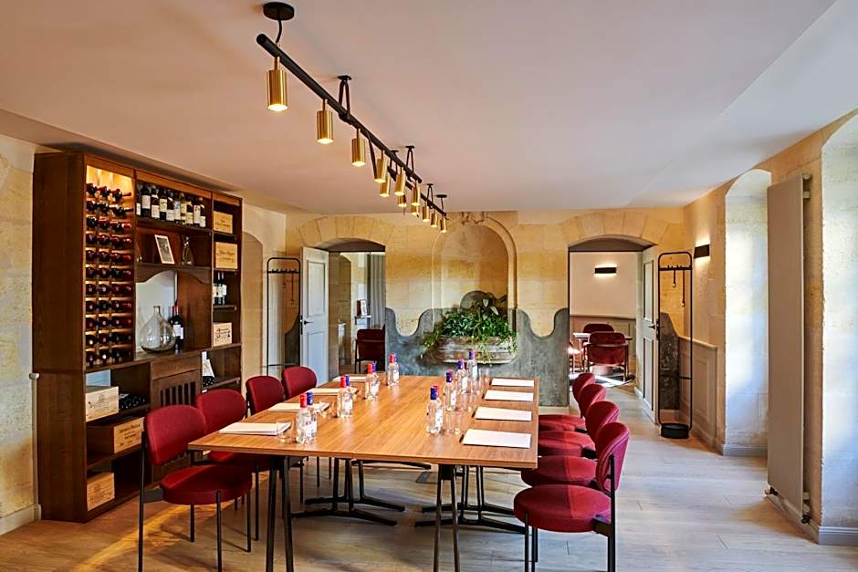 Chateau Hotel Grand Barrail