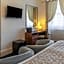 Royal Hotel