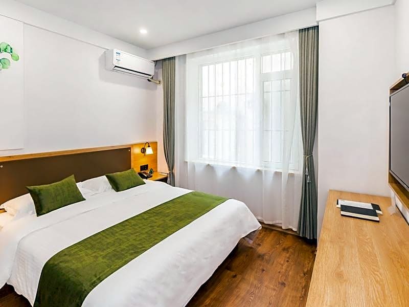 Greentree INN Dalian Airport NEW District Xinzhaiz