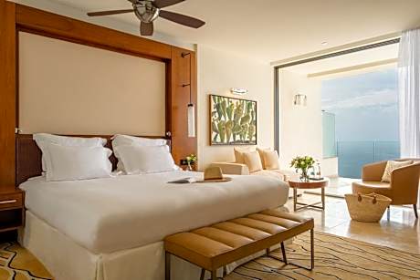 Junior Suite with Mediterranean Sea View