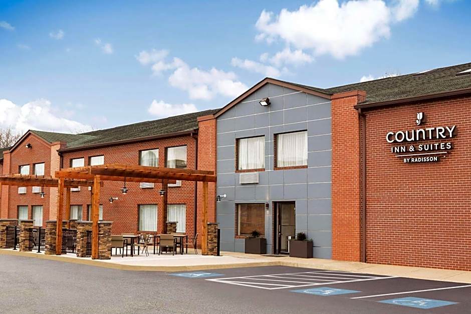 Country Inn & Suites by Radisson, Dahlgren-King George, VA