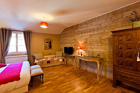 Large Double or Twin Room