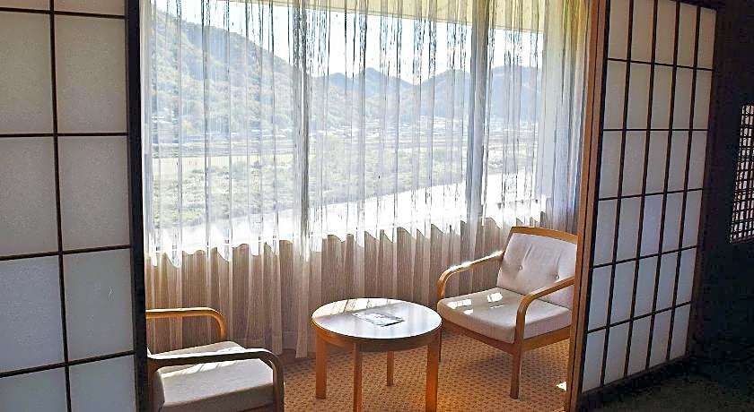 Nagaragawa Seiryu Hotel