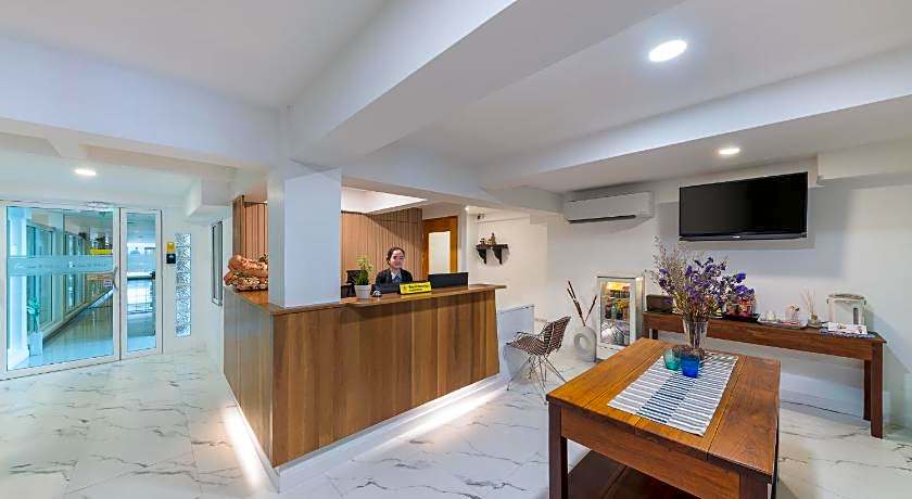 Lee's Mark Residence