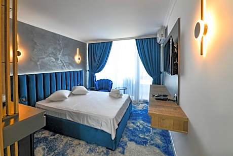 Deluxe Double Room with Sea View