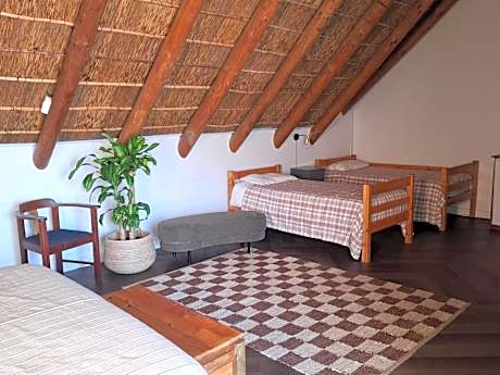 Deluxe Family Suite
