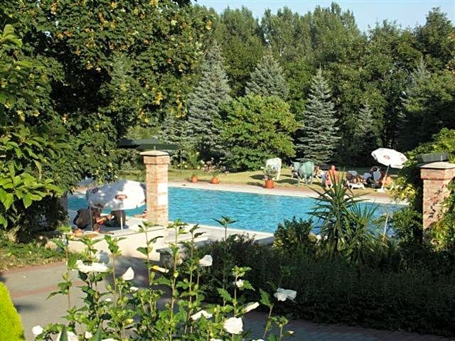 Zdjęcie 1 z 30 — Agroger Üdülő