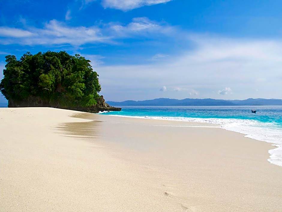 Simeulue Surflodges