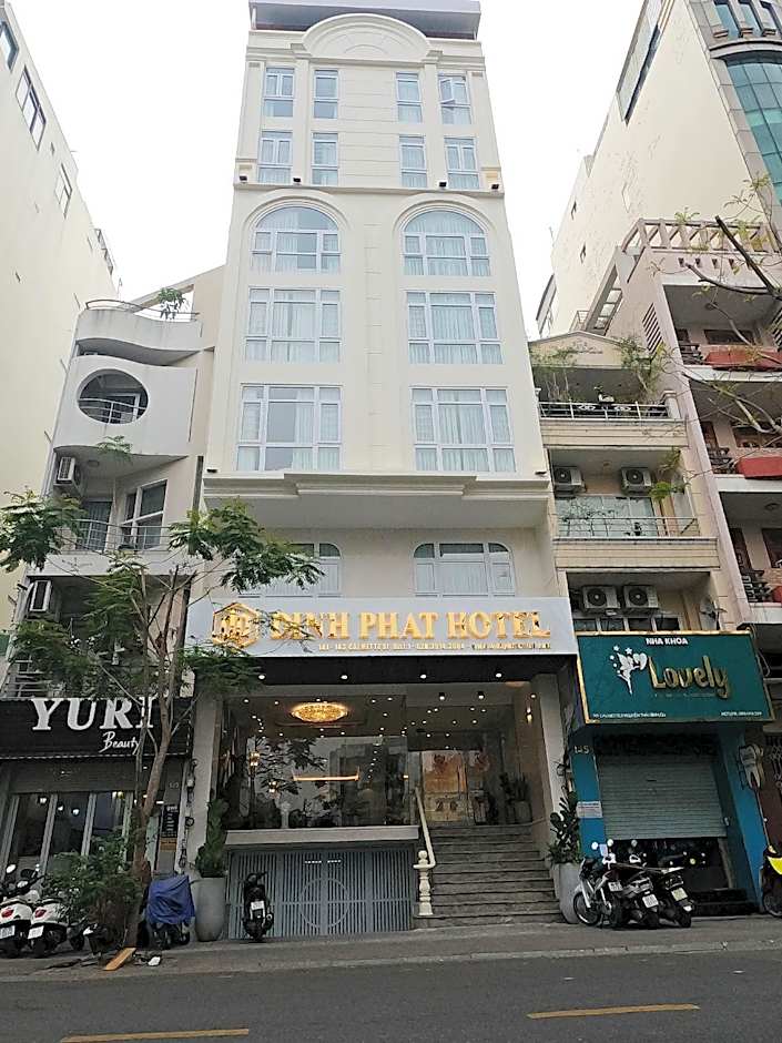 Dinh Phat Hotel