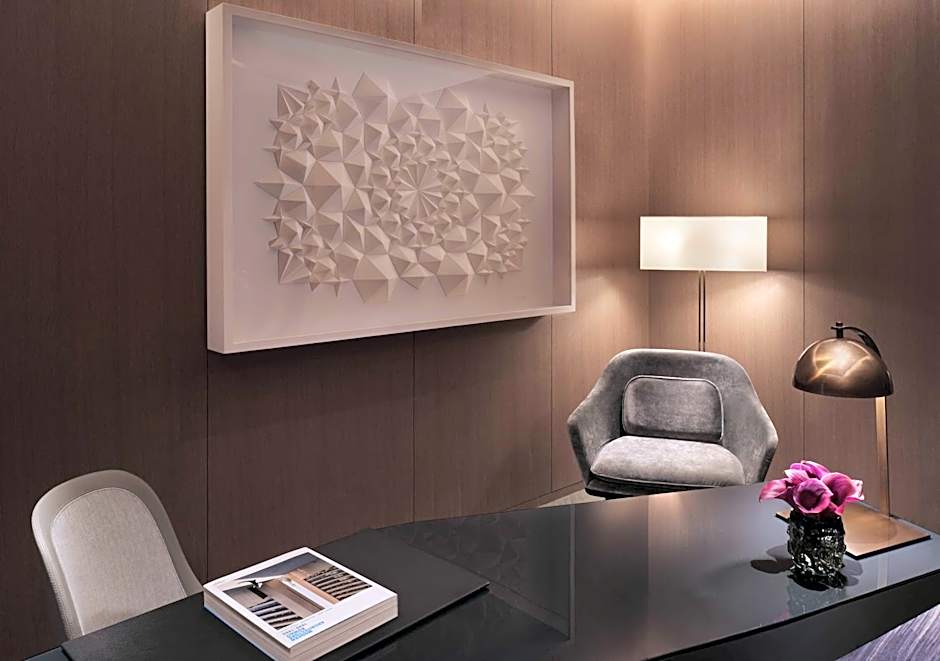 Four Seasons Hotel Kuwait at Burj Alshaya