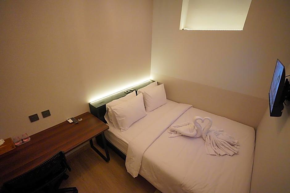 The Alley City Hotel