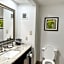 OYO Townhouse Jackson - Ridgeland
