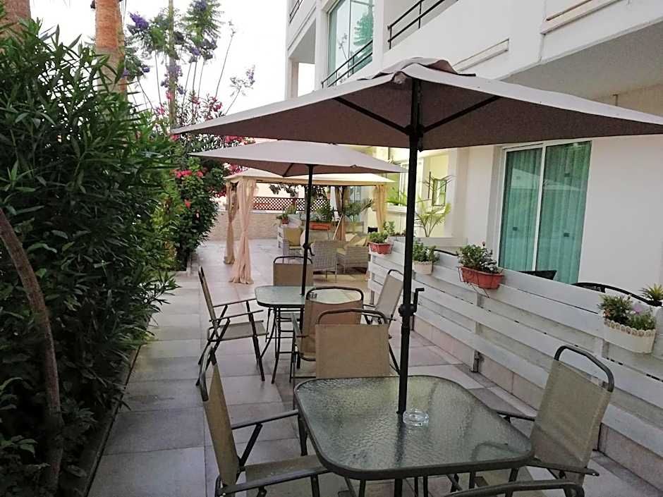 Marianna Hotel Apartments