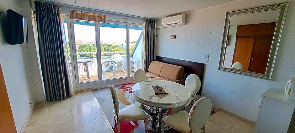 Appart-Hôtel Le Trianon