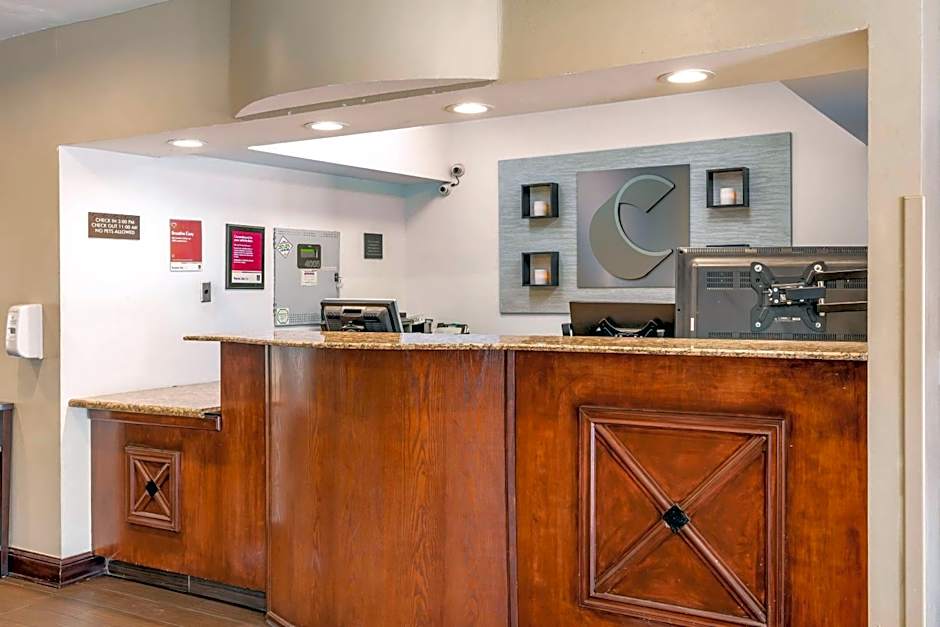 Comfort Suites Dallas Park Central