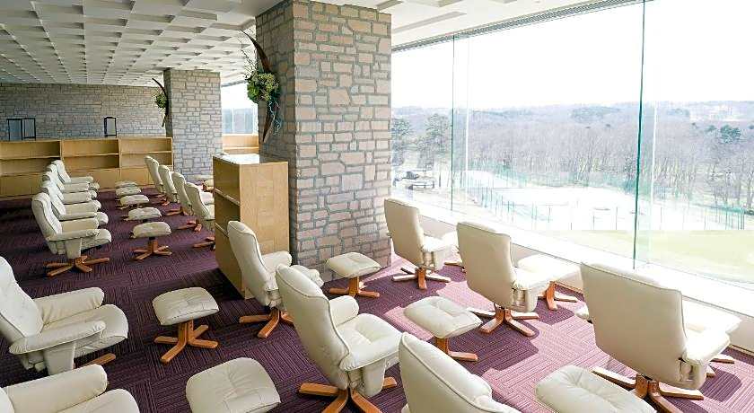 Kitahiroshima Classe Hotel