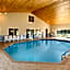 Country Inn & Suites by Radisson, Chippewa Falls, WI