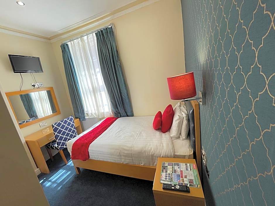 Iris Hotel Llandudno