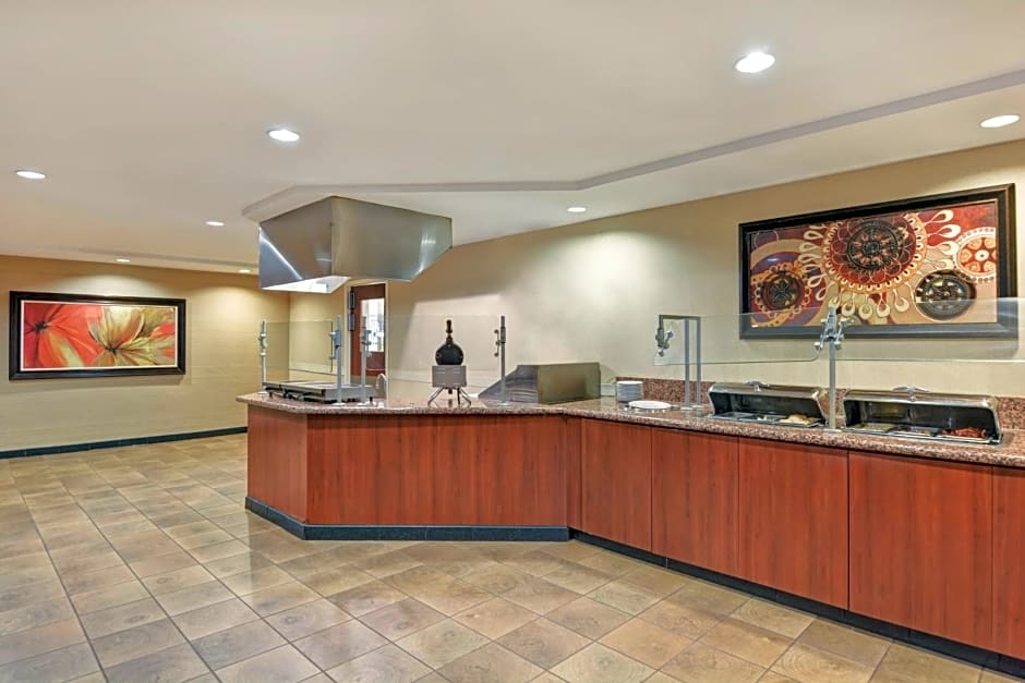 Courtyard by Marriott Wichita at Old Town