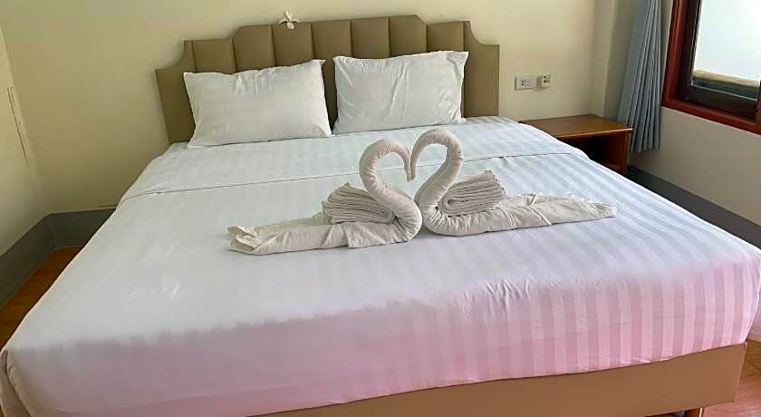 Bamboo @ Koh Chang Resort & Restaurant