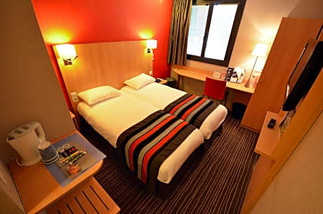 1 Double Bed