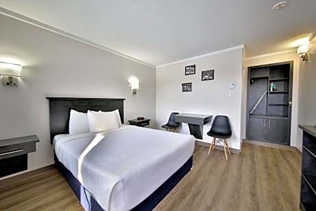Motel Newstar Laval