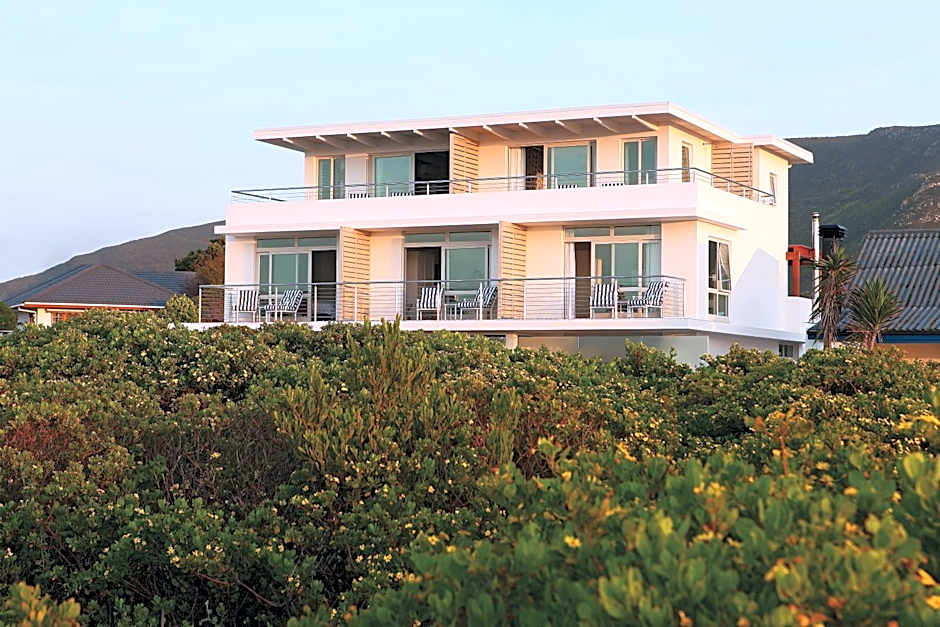 One Marine Drive Boutique Hotel & Spa by The Living Journey Collection