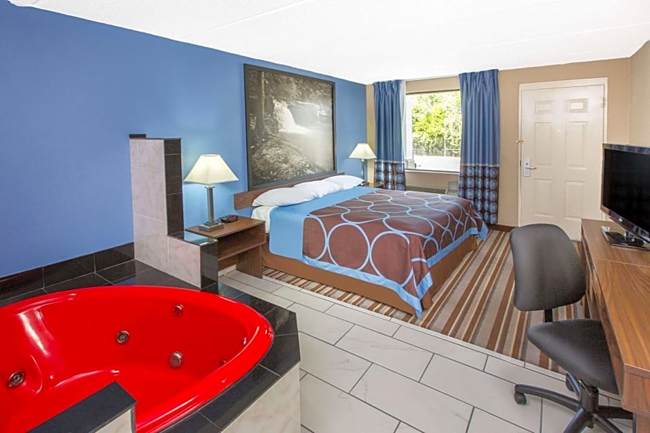 Super 8 by Wyndham Dothan
