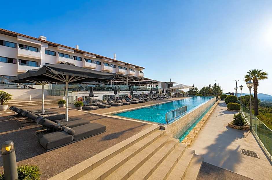 Droushia Heights Hotel
