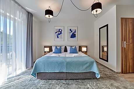 Junior Suite with Balcony