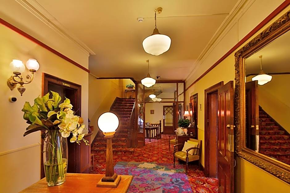 Astor Private Hotel