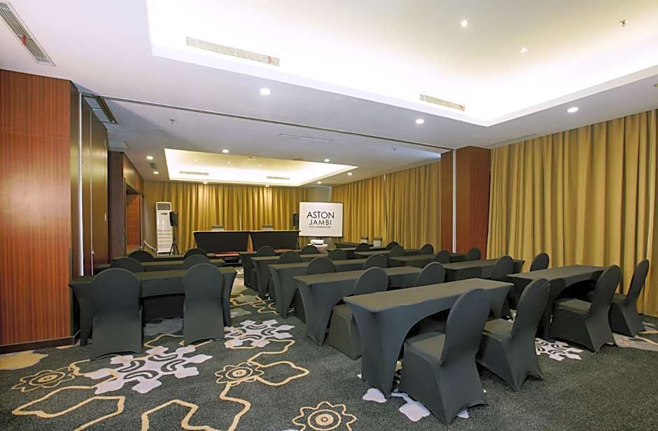 Aston Jambi Hotel And Conference Center
