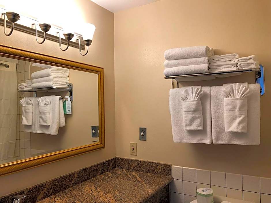 Port Angeles Inn