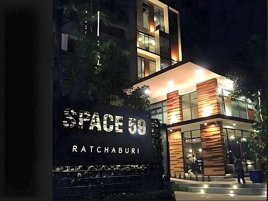 Space 59 Hotel