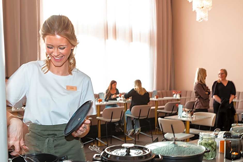 First Hotel Christian IV