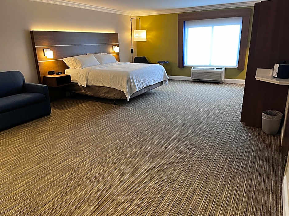 Holiday Inn Express Hotel & Suites Williamsport By IHG